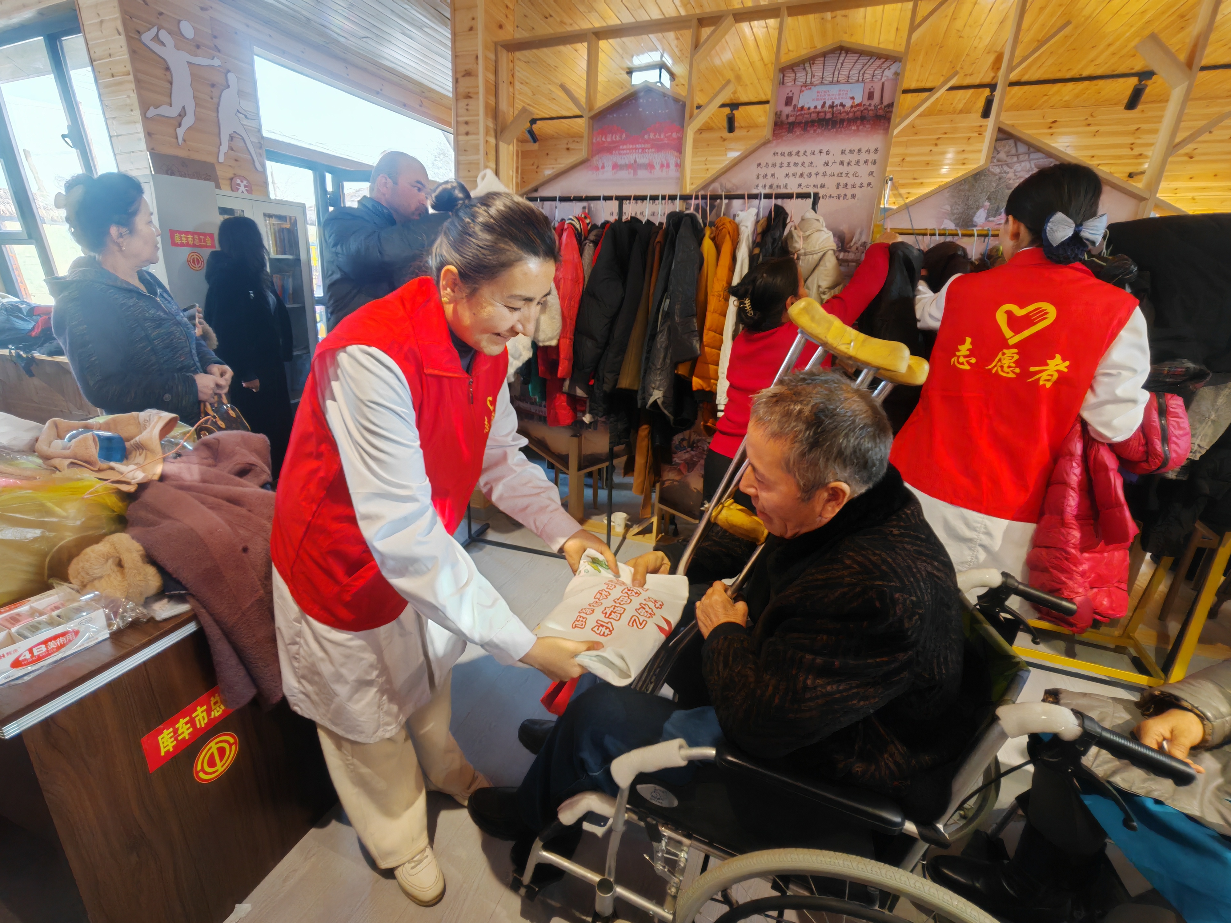 微信图片_20251204223510_174_7.jpg 微信图片_20251204223510_174_7.jpg