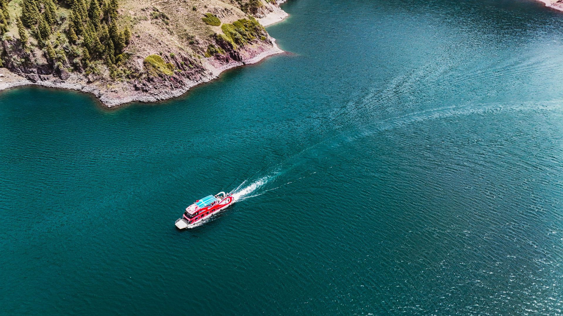 【图说新疆】天山天池:青山绿水迎宾客
